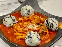 火辣无骨鸡爪-HONGA HONGA雄家(曹路店)