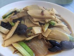 -天乐农家鱼头王(天目湖店)