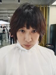 -变画·发型STUDIO