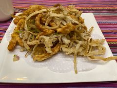 -香巴拉云南餐厅(华莱坞店)