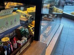 -星巴克臻选(盐城金鹰聚龙湖店)
