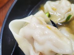 三鲜馄炖-万寿斋(山阴路店)