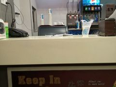 -华莱士·全鸡汉堡(沙井车站店)