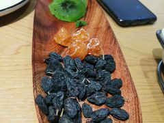 -山城外·非遗酸菜鱼(新都汇融店)