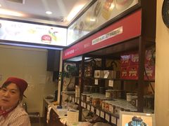 -红宝石·鲜奶小方·海派西点房(金杨店)