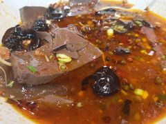 -渝是乎酸菜鱼(龙旗购物中心店)