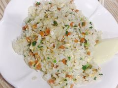 -江城燕子大排档(江汉路步行街店)