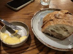 餐前面包-BOR Eatery(安福路店)