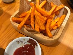 -8PINTS八品脱·日料·烧鸟·精酿小酒馆(莘庄店)