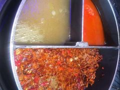 -热火朝天鲜切牛肉火锅(南强街巷店)