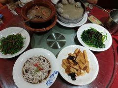 -董厨煨汤馆(车站路店)