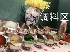 -吉布鲁牛排海鲜自助(龙湖北城天街购物广场店)