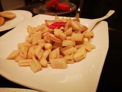 荷塘三宝/例-亢龙太子酒轩(东湖店)