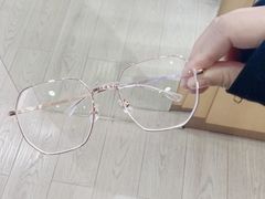 -西南眼镜·蔡司·依视路战略合作店(南街店)
