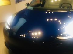 -TESLA 特斯拉(上海太古汇体验店)
