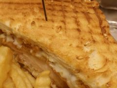炸鸡排三文治-打趸BTC·Breaktime cafe(北京路店)