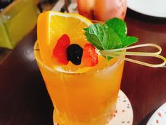 白葡萄果酒-BROWNSTONE布朗石西班牙餐厅(富城店)