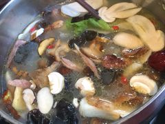 -野菌皇海景野生菌火锅(滨海大道店)