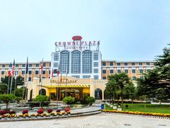 外观-白天-河南中州皇冠假日酒店