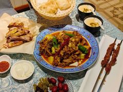 -巴扎美食·新疆菜·西域歌舞表演餐厅(新疆大厦店)