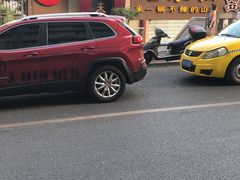 -老来福·非遗酸汤兔(凯旋路店)
