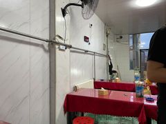 大堂-谭老太正宗柳州螺狮粉(家和花园店)