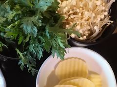 -九鼎轩脆毛肚火锅(商业街店)