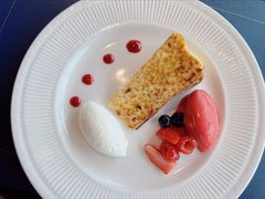 -福楼毕斯罗F Bistronome(国贸商城约会地标景观店)