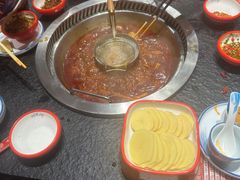 -醉董牛川派鲜肉自选火锅(烟台店)