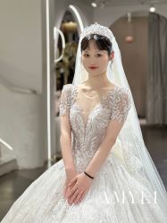 -艾米丽婚纱礼服