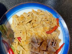 -靠山屯东北农家菜(八龙桥雅苑店)