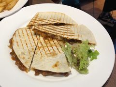 -拉亚汉堡经典餐厅(商城路店)