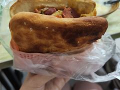 夹张飞牛肉-小陈方酥锅盔(古城总店)