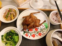 -臻康乃馨月子中心(集美店)