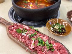 -贵厨酸汤牛肉(花果园国际中心店)