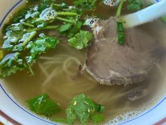 牛肉粉丝汤-鑫震源·苏式大虾生煎(山塘街店)