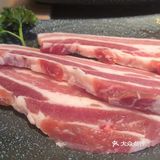 炭烤肉食享受，die烤肉啦～