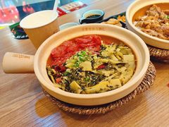 -煲仔皇腊味煲仔饭(经四万达店)