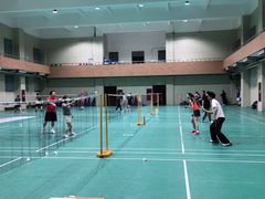 -莘城学校羽毛球馆