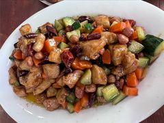 -巷子深菜馆·津门肘子(滨海店)