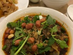 -乐领拈花溪·林涧食韵