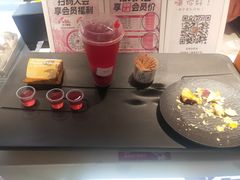-HappyMiss花满楼·鲜花饼·鲜花茶·伴手礼(上海环球港店)