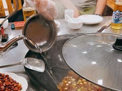 -屯老二农家铁锅炖·行业领军者(梅江店)