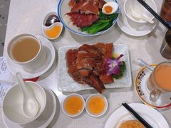 -香港新发烧腊茶餐厅(水围店)