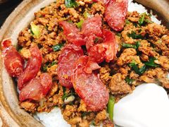 鹅乸腊肠煲仔饭-阳江河堤老牌曾记美食