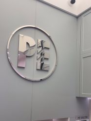 -PE SALON
