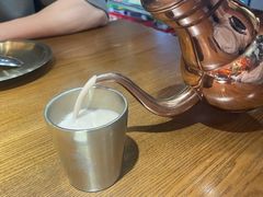 -盾亚新疆餐厅(松江万达广场店)