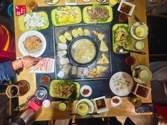 -有一锅·野生菌黑山羊腊排骨火锅(古城北门店)