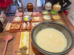 -银米·云南传统过桥米线(双廊黑金冠店)