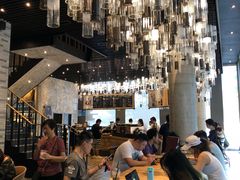 大堂-星巴克臻选(湖滨道店)